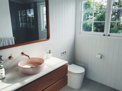 farmhouse-bathroom-remodel-floating-vanity-portland.jpg Portland farmhouse-style bathroom with walk-in shower and floating wood vanity